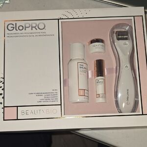 BeautyBio GloPRO Microneedling Regeneration Tool Set